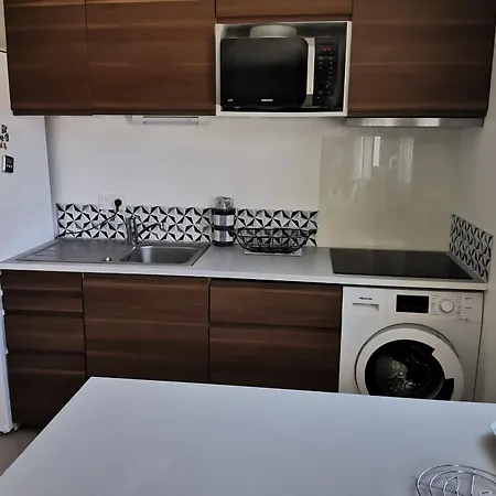 Holiday home Maison Sous Les Pins Pour 4/5 Personnes, Proche, Parking Privatif - Fr-1-357-262 *